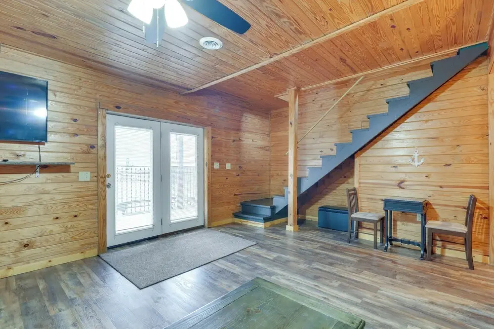 Cherokee Lake Cabin w/ Deck & Kayaks!