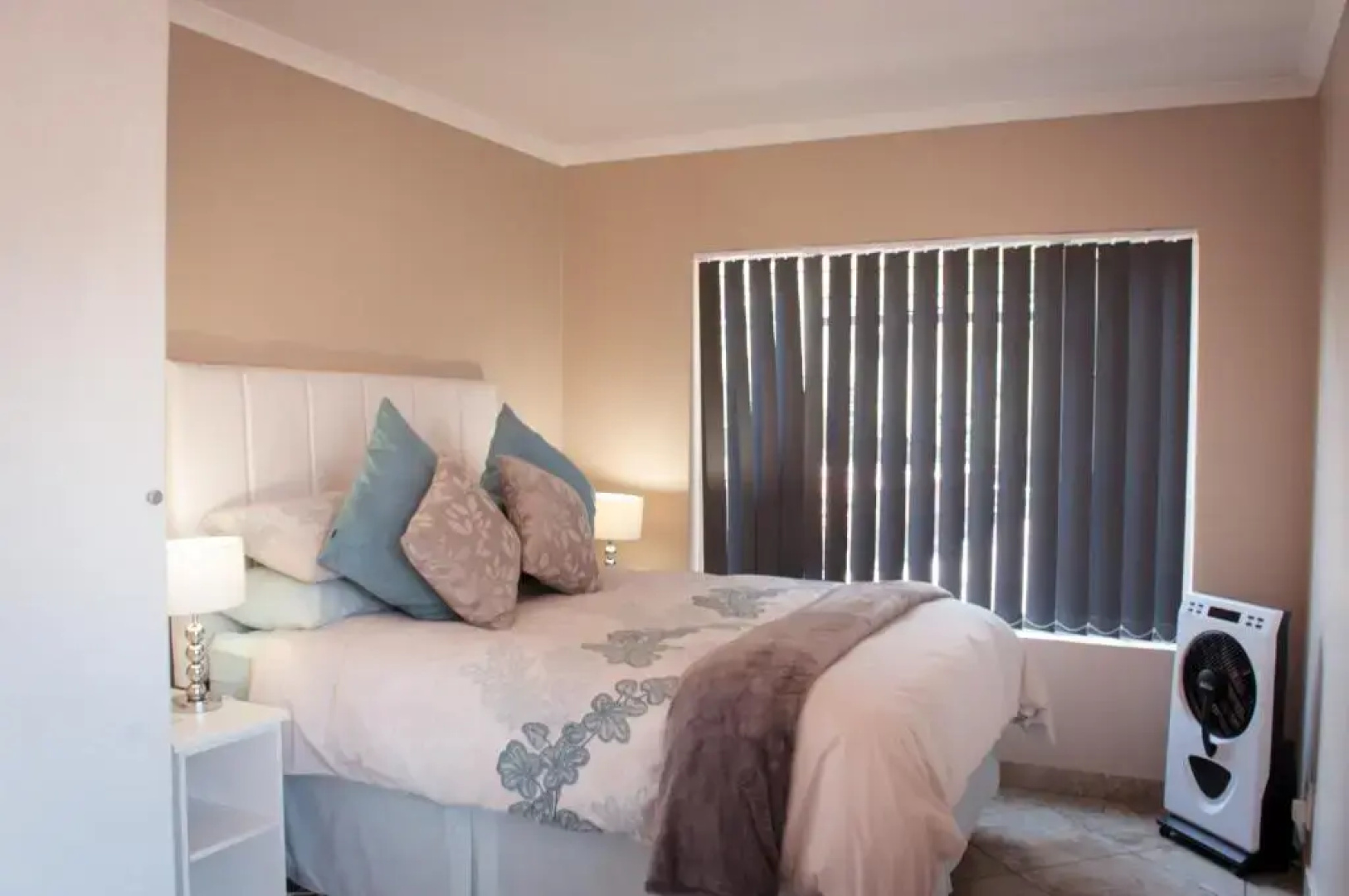 Sun Ray Guest House