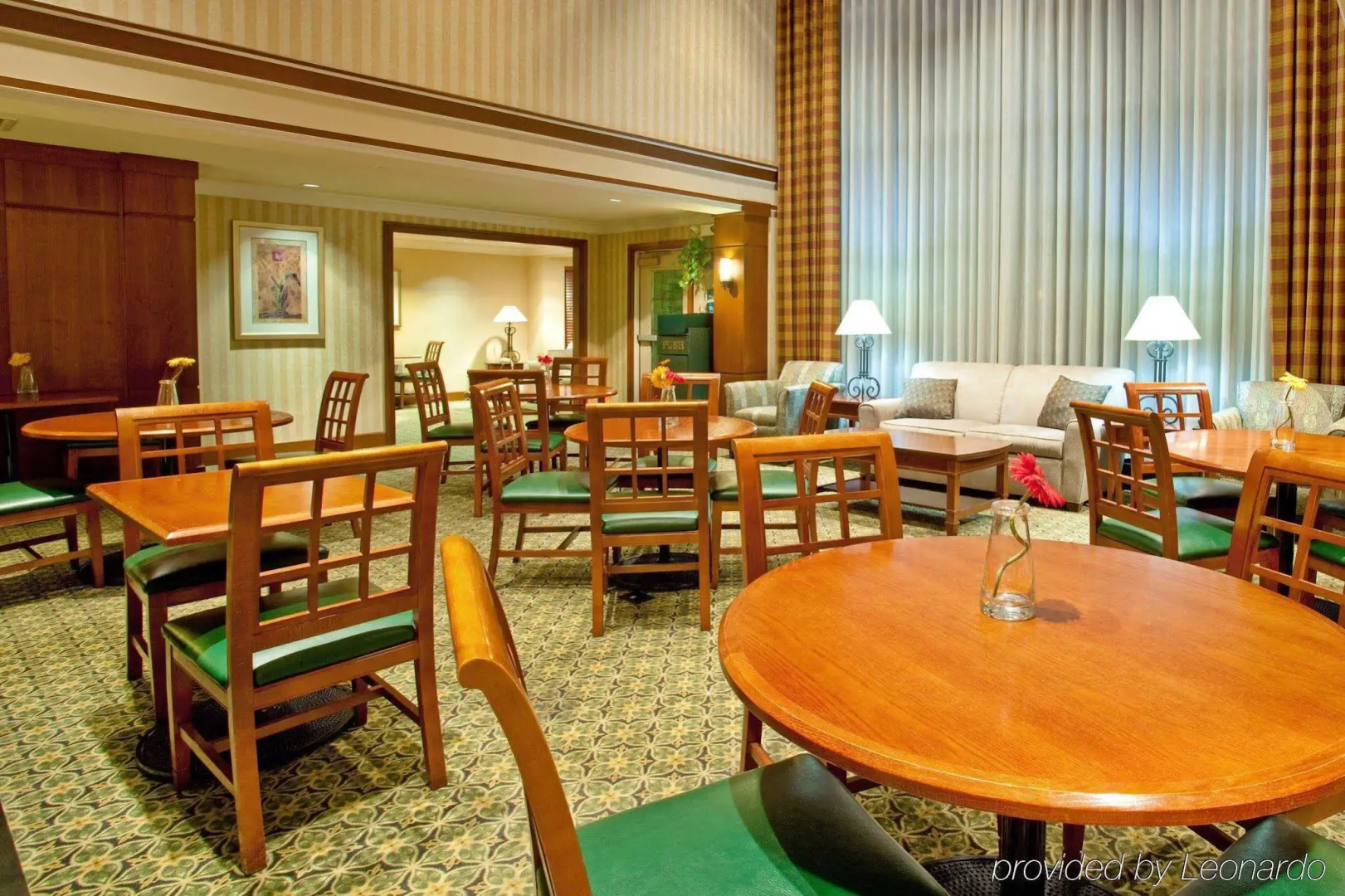 Staybridge Suites, Lincolnshire by IHG