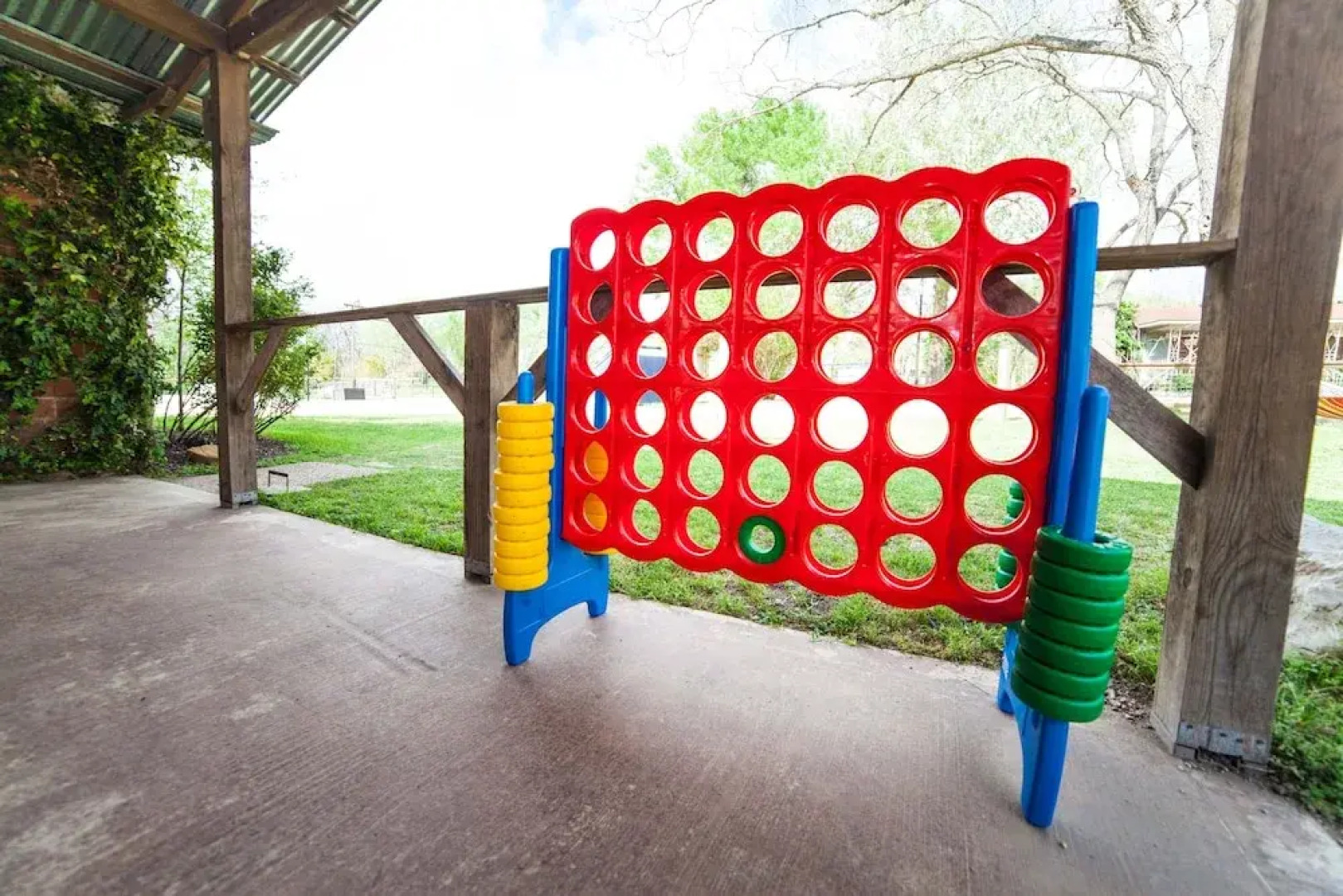 Geronimo Creek Retreat Glamping Cabin #2 - Campsite