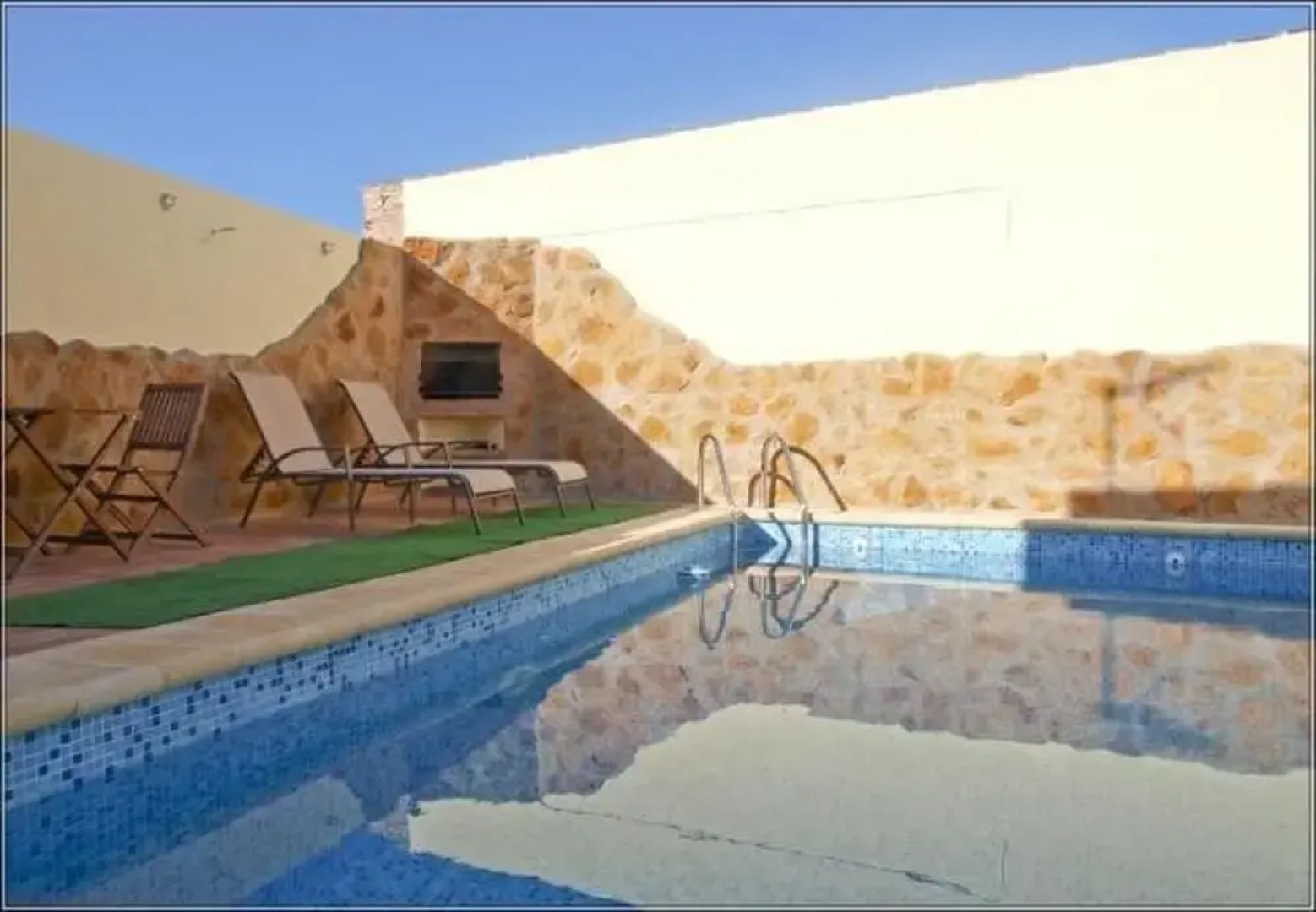 100816 -  House in El Gastor