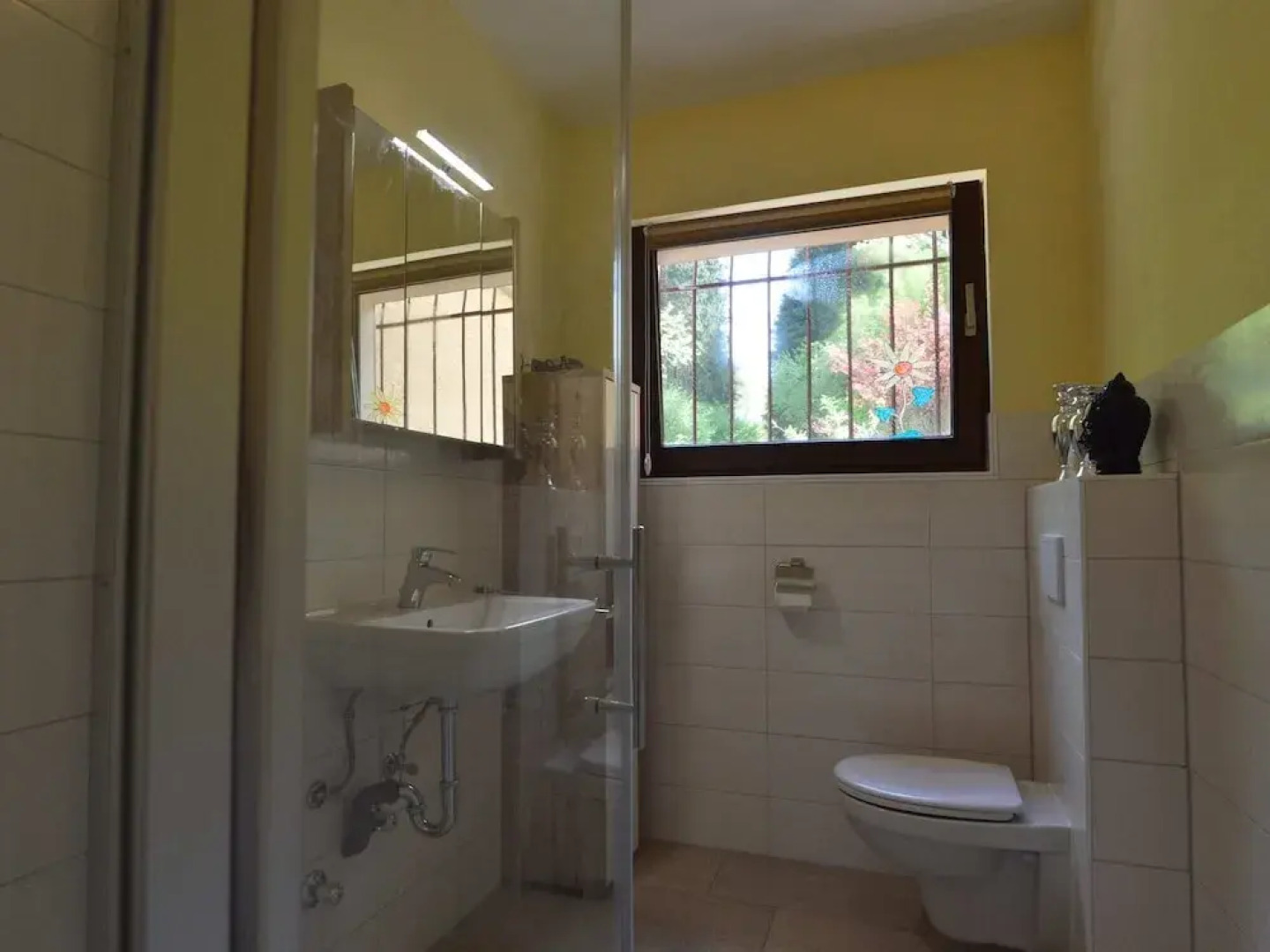 Modern Holiday Home in Hellenthal with Campfire Area