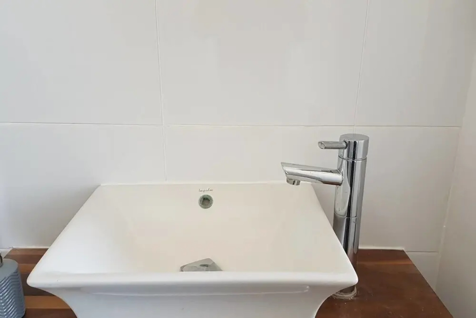 Spacious 2 Bedroom Apartment Sleeps 6 With Parking