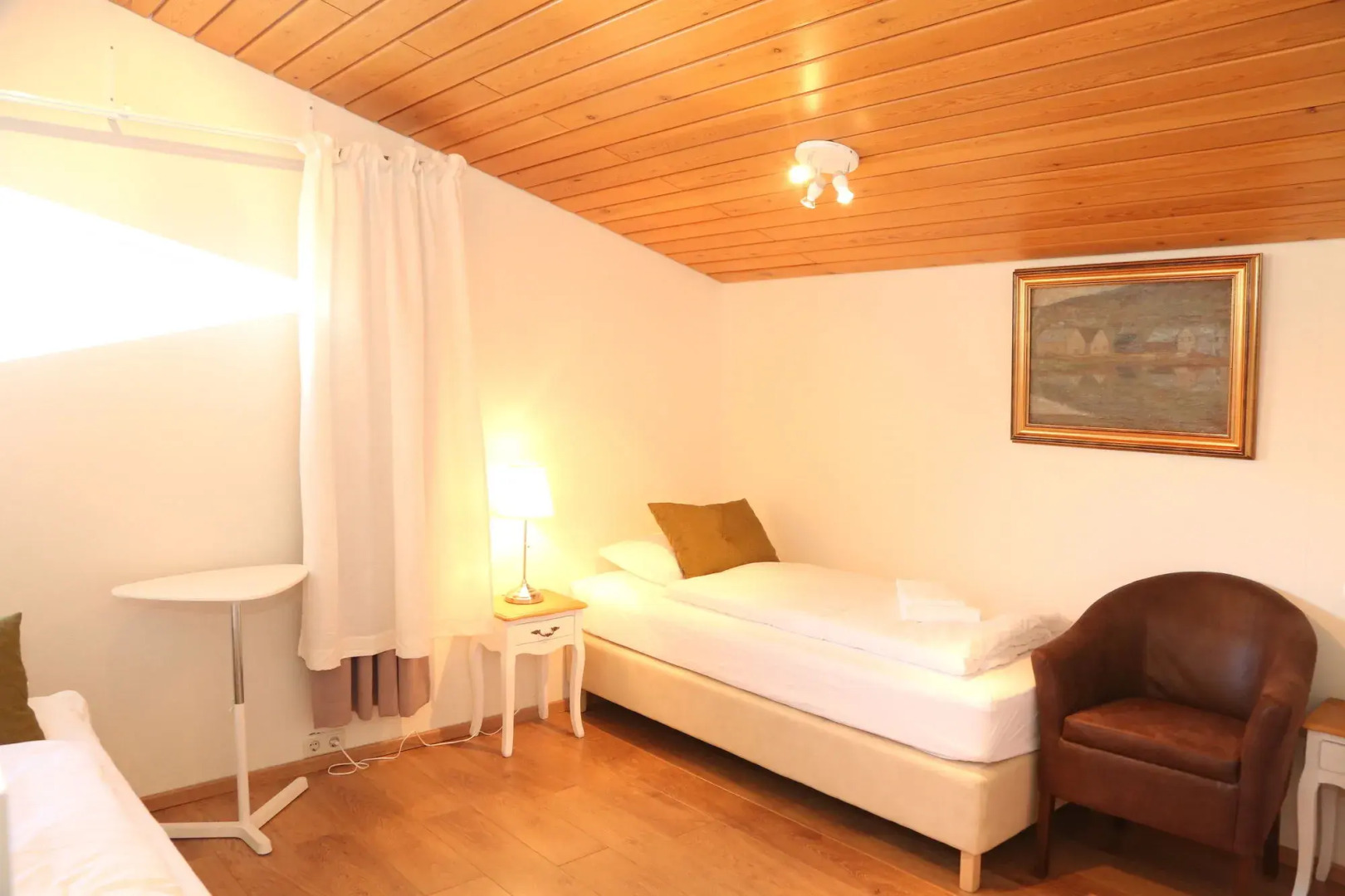 Отель Kjarnalundur