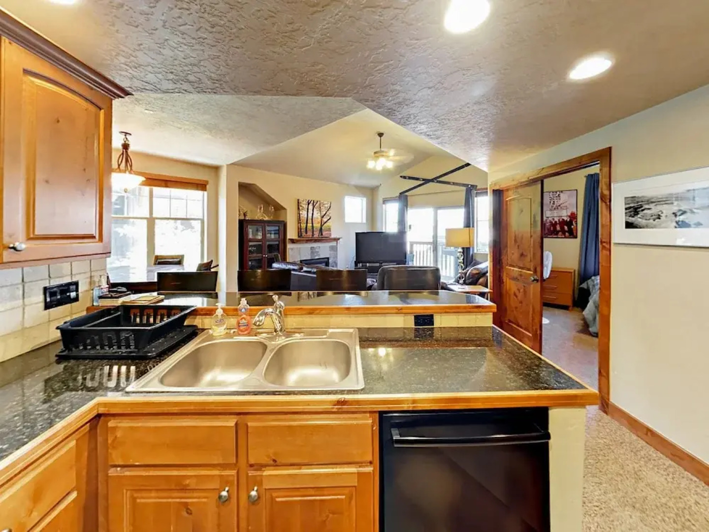 Redstone Townhouse Unit F 3 Bedrooms 2 Bathrooms Townhouse