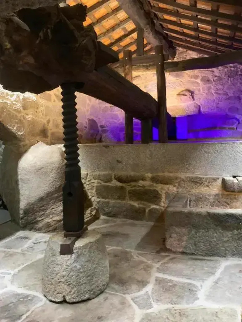 2 bedrooms bungalow with city view shared pool and jacuzzi at Pinhel