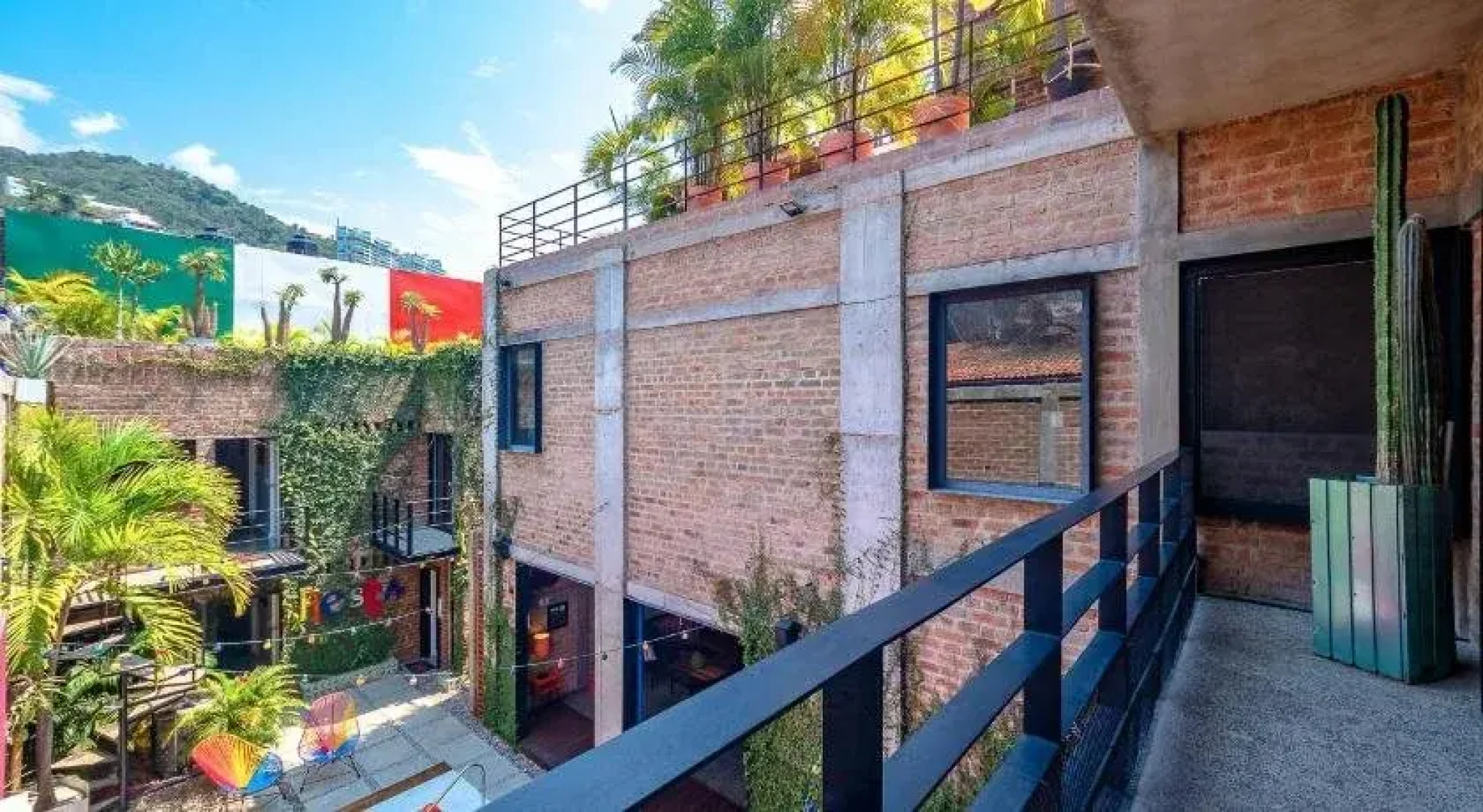 Piñata PV Hotel
