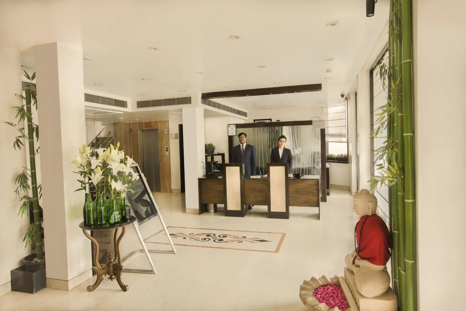 Rockland Hotel - C R Park