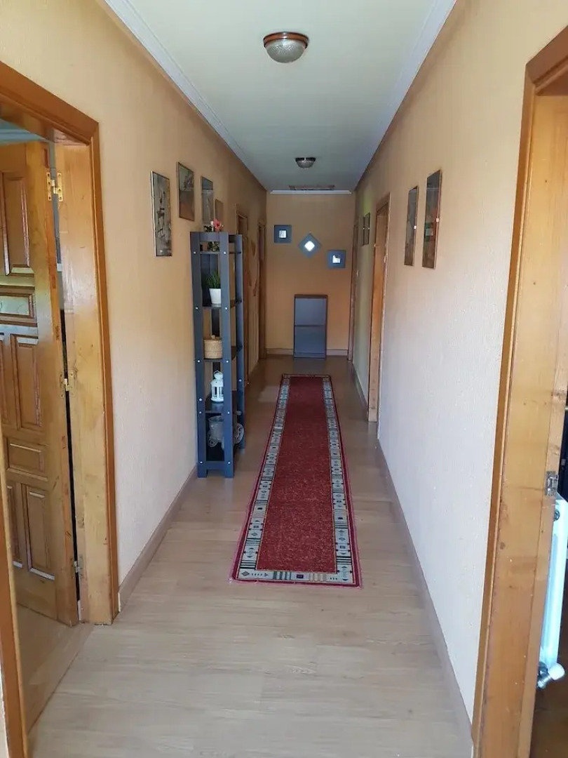 House With 3 Bedrooms in Avín, With Furnished Terrace and Wifi