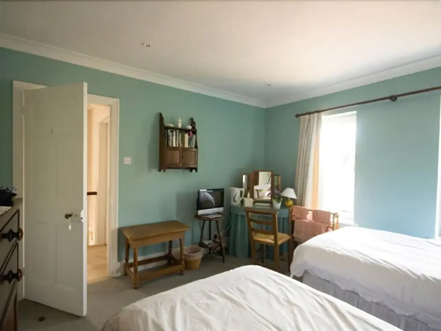 Hillcroft Bed & Breakfast