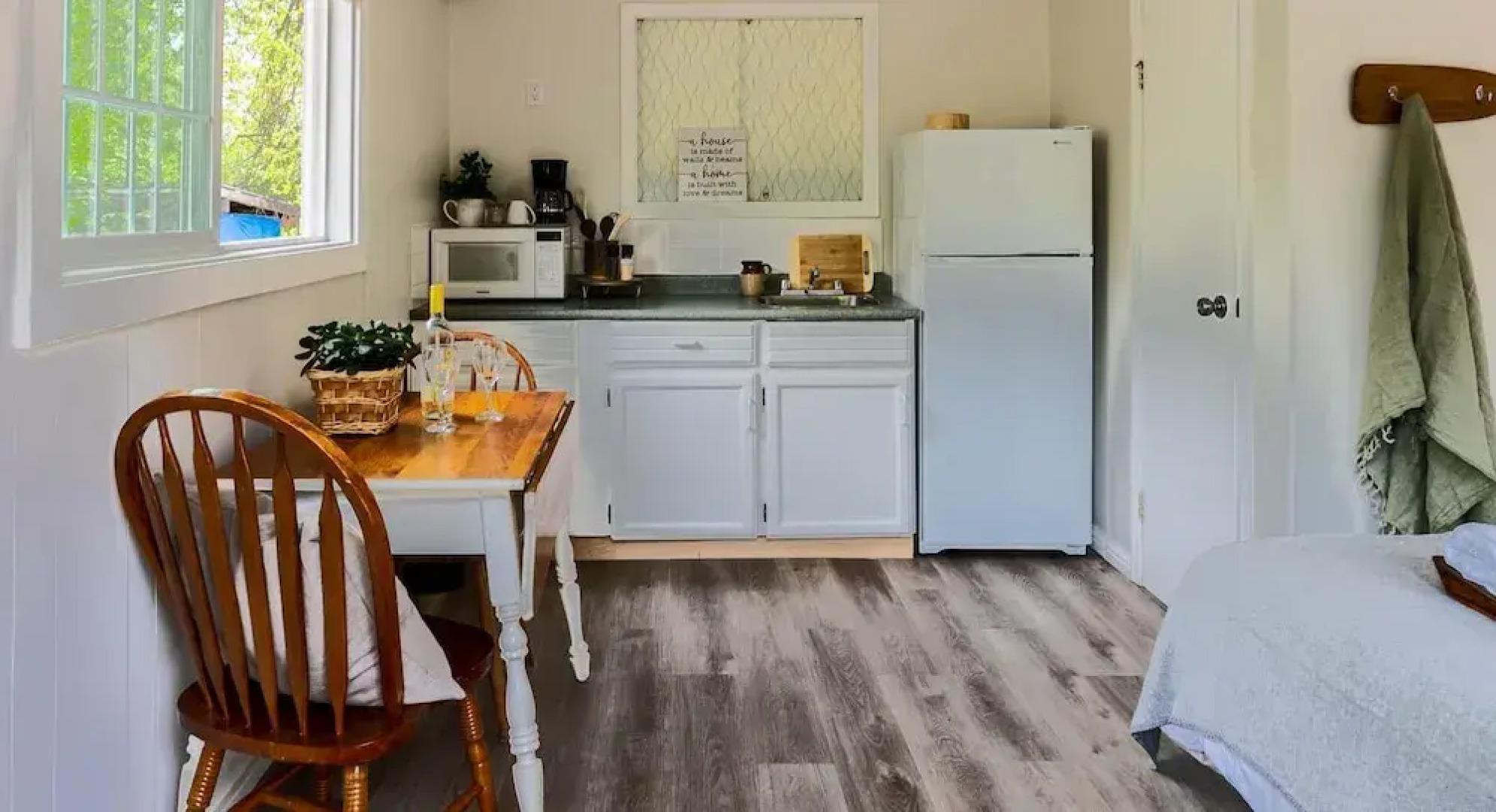 Barefoot Villas Room 5 Eagle