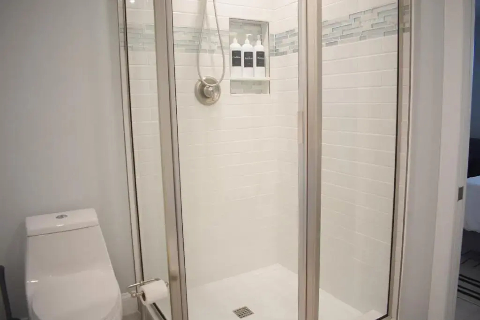 Luxury Stay Near Downtown & Beaches w/ Heated Pool