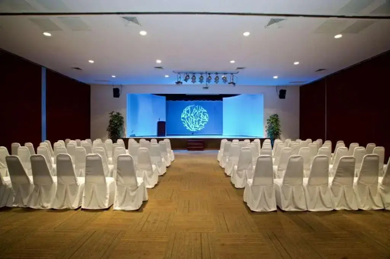 The Reef Playacar Beach Resort & Spa