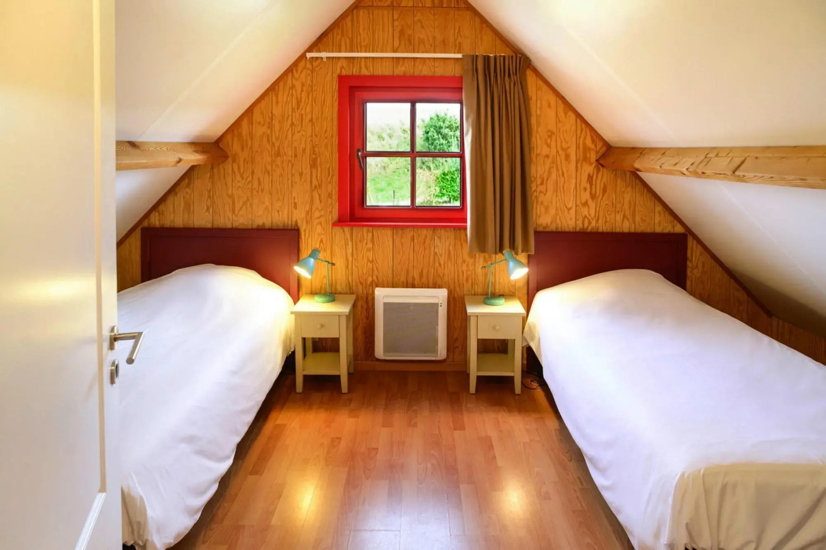 Le Domaine du Val, Grand-Laviers, Wooden house for 4 pers.