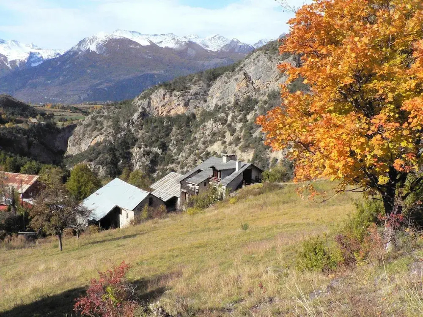 House with 2 Bedrooms in Guillestre, with Wonderful Mountain View, Furnished Terrace And Wifi - 12 Km From the Slopes