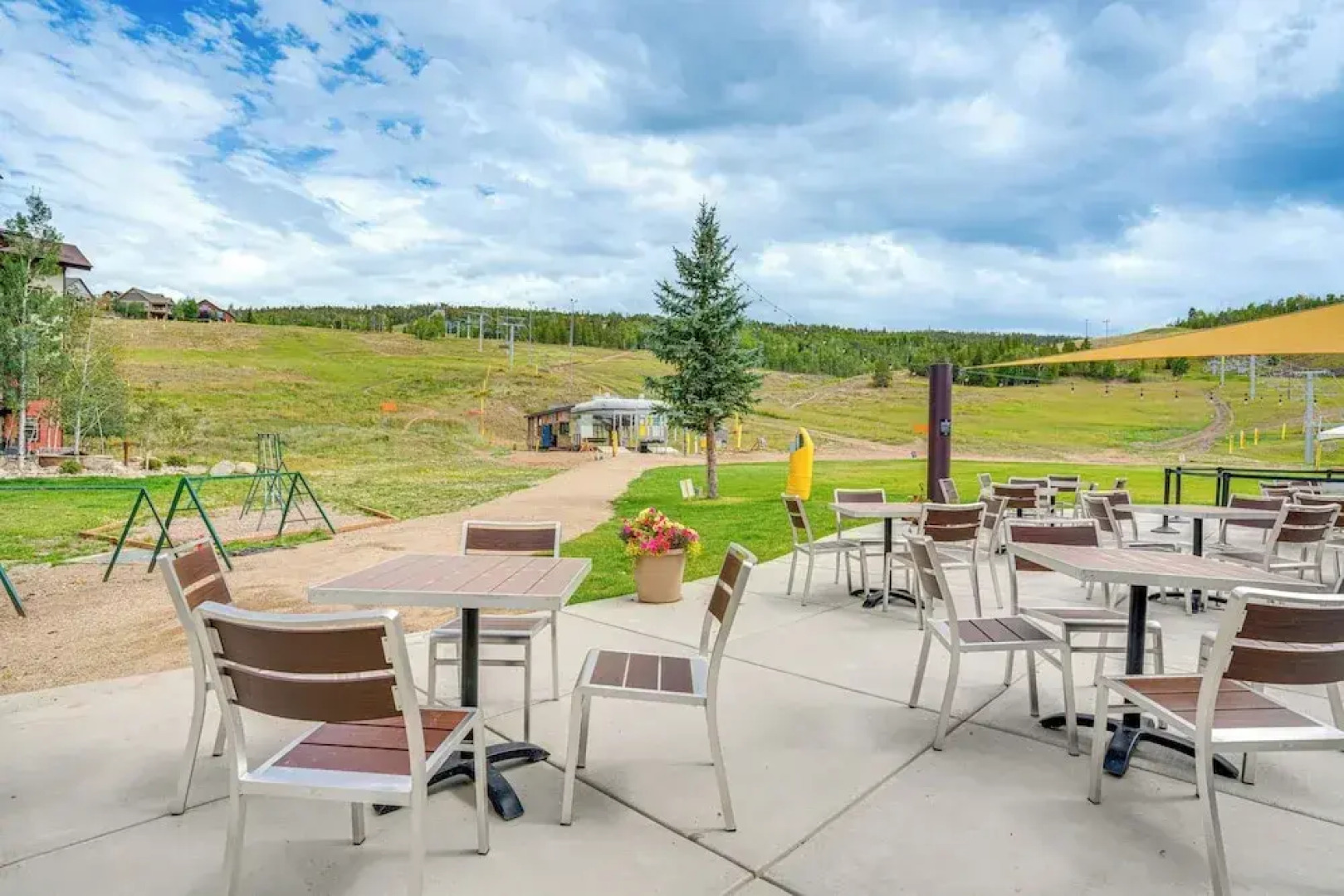 Steps to Conquest Ski Lift: Granby Home w/ Grill