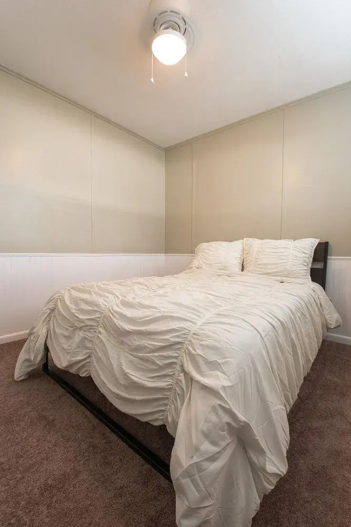 Block 12 - Furnished Game Day Units