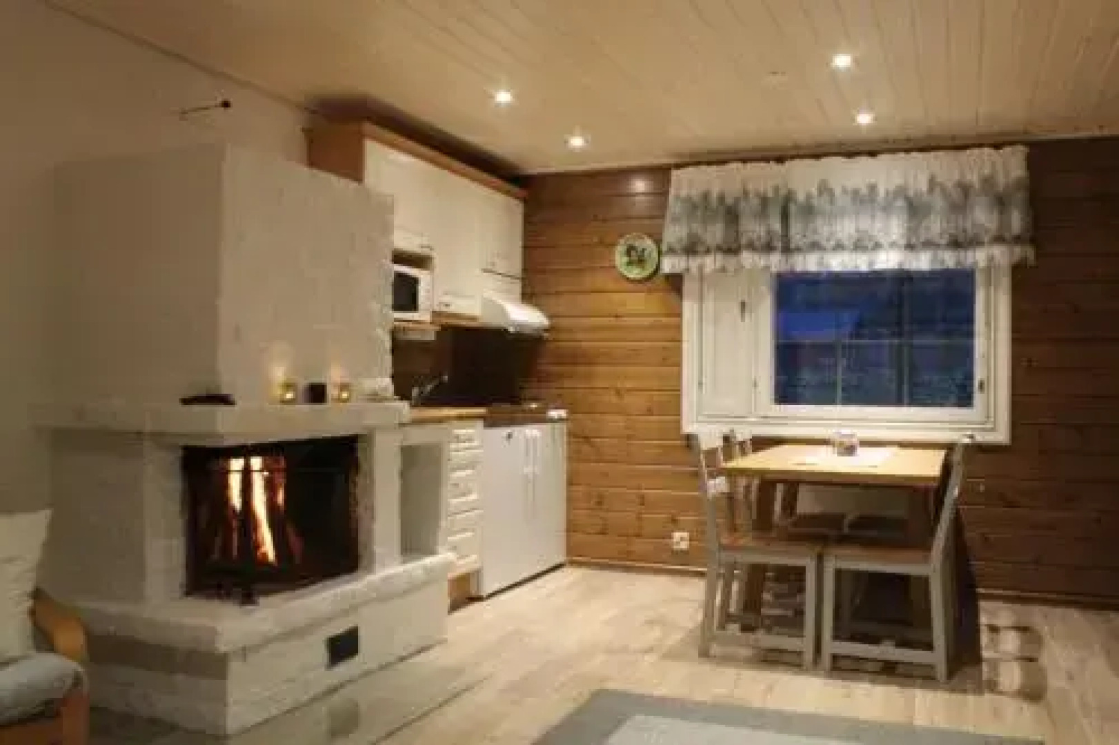 Loma-Vietonen Holiday Village