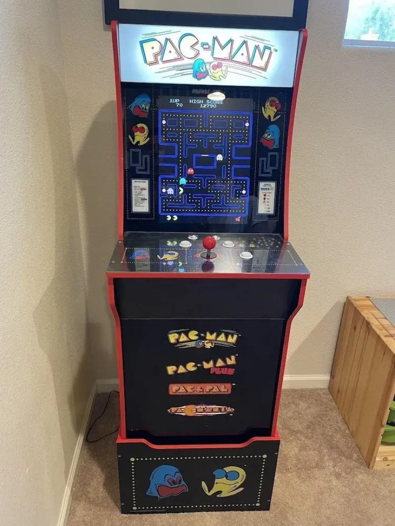 Wine-tasting, Light-filled And Kid-friendly House 5 Bedroom Home by Redawning