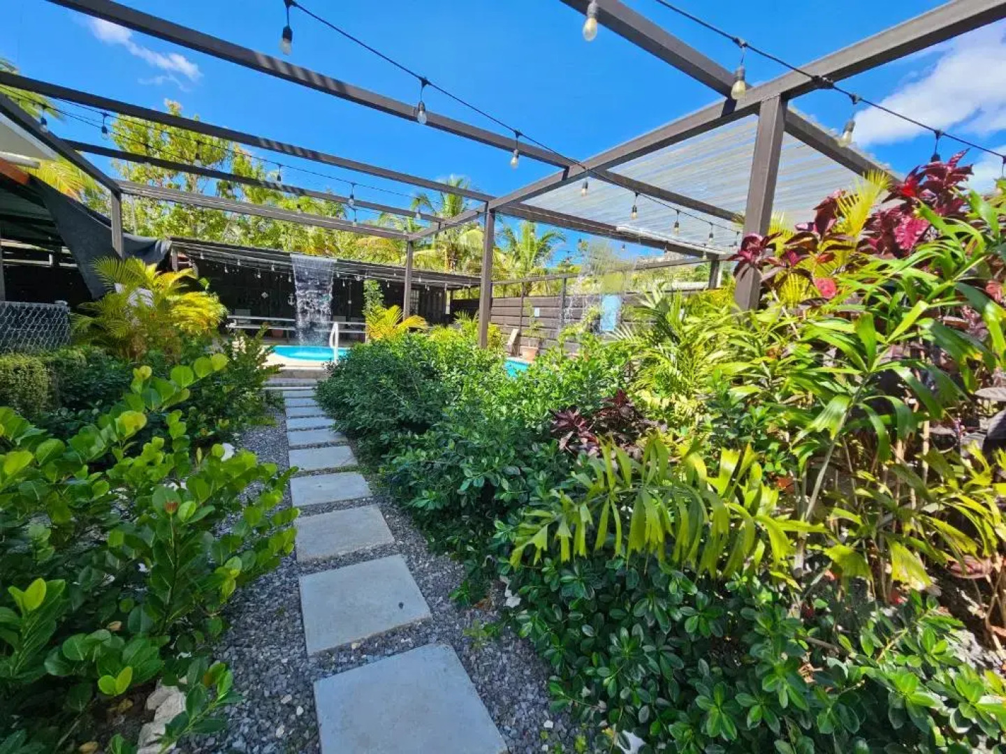 Discovery Beach Apartments