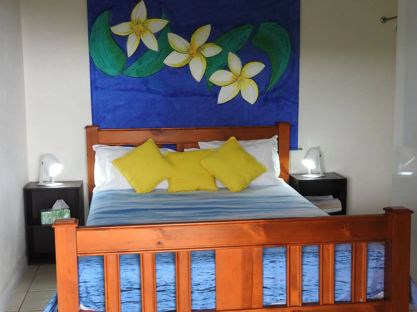 Airlie Beach Myaura Bed & Breakfast