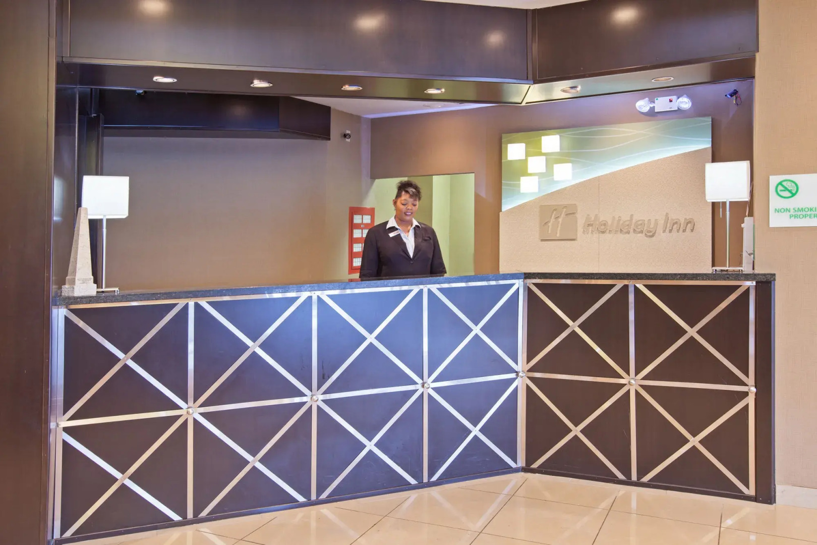 Holiday Inn Evansville Airport