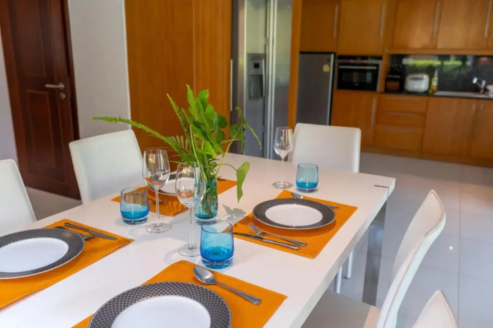 Boat House by Siam Royal Collection (Cbs Travel Asia)