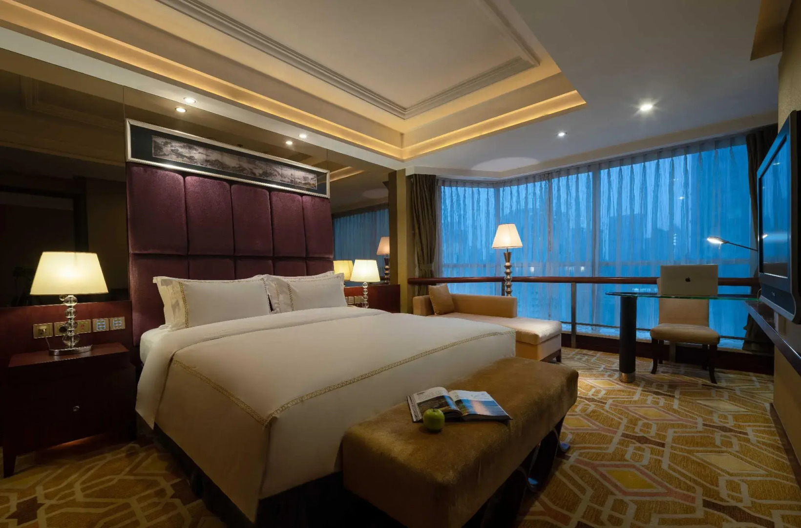 Chengdu Tianfu Sunshine Hotel