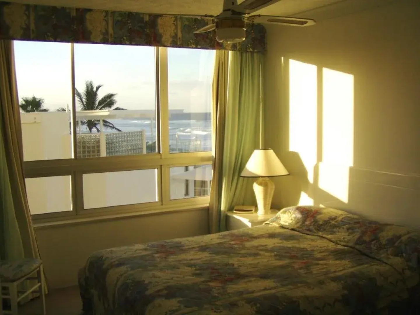 Anglesea Beachfront Court Holiday Units