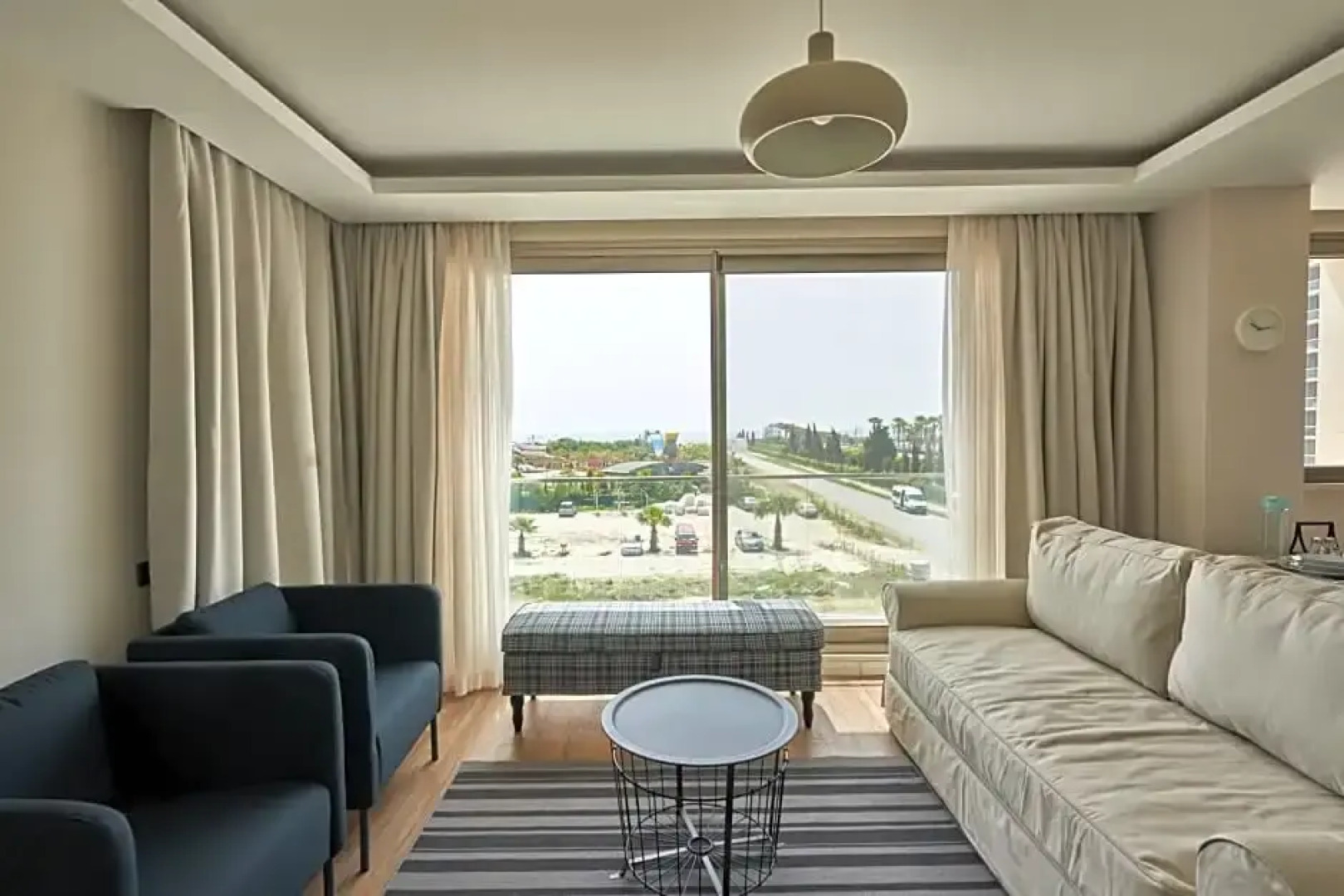 Lara Suite’s Apart Hotel