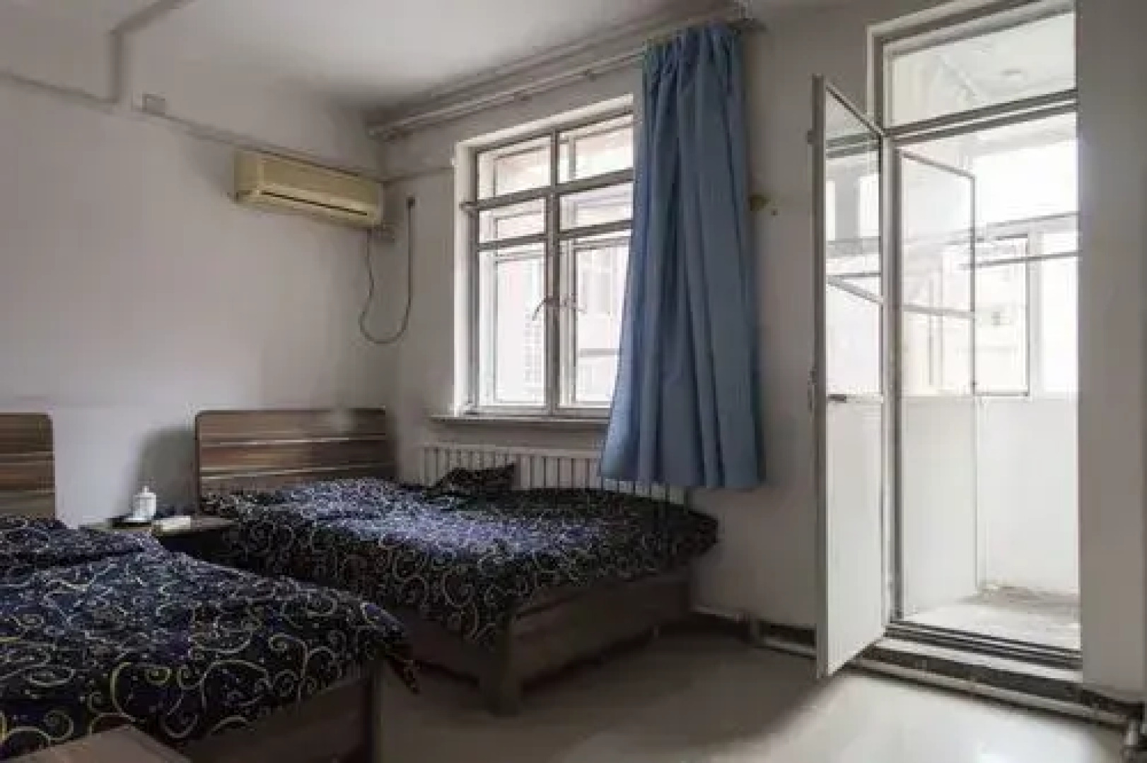 Ziyou Lvshe International Youth Hostel