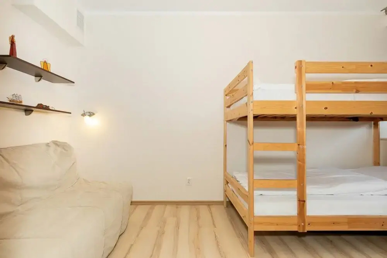 Jantar Rodzinny apartament z ogrodem