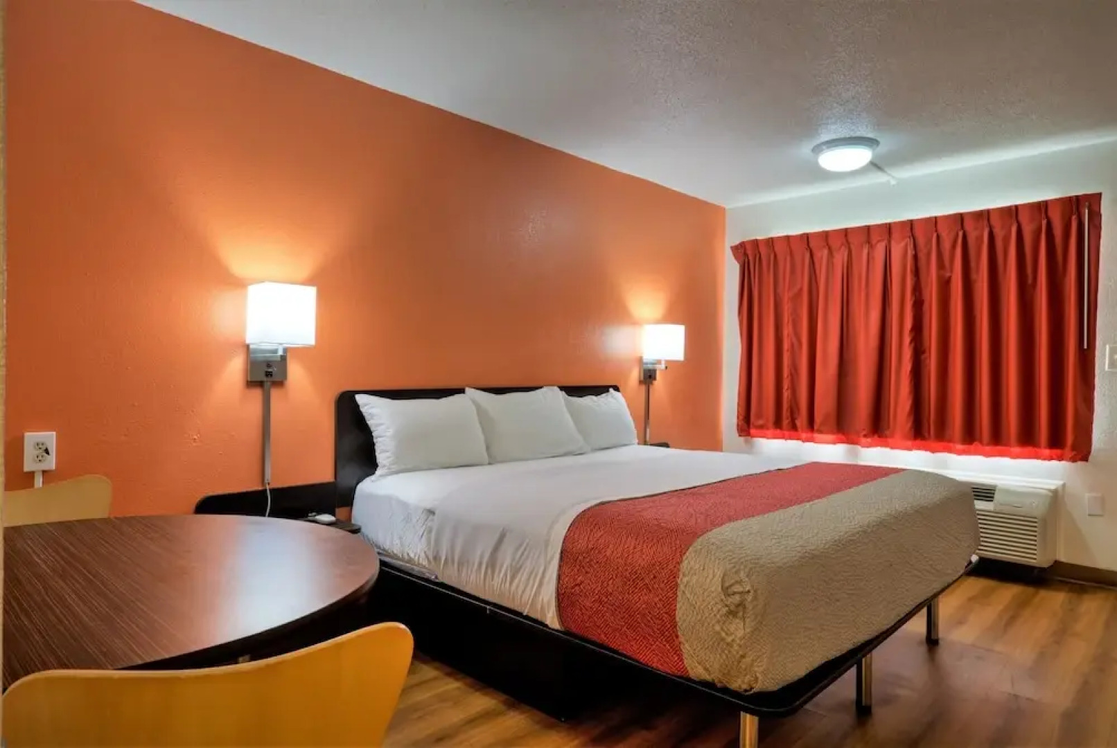 Super 7 Inn By OYO Tupelo Hwy 178