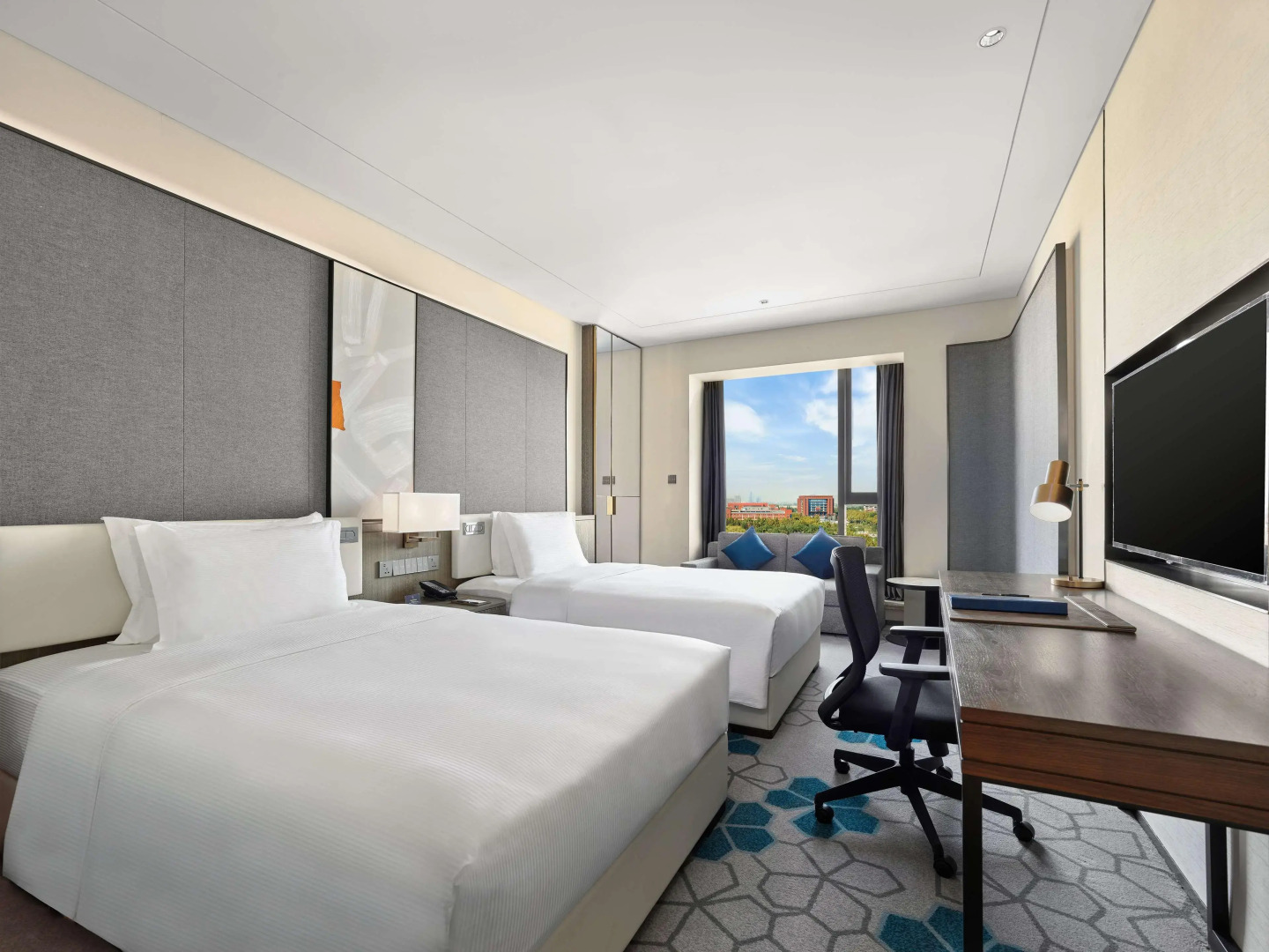 DoubleTree by Hilton Baoding