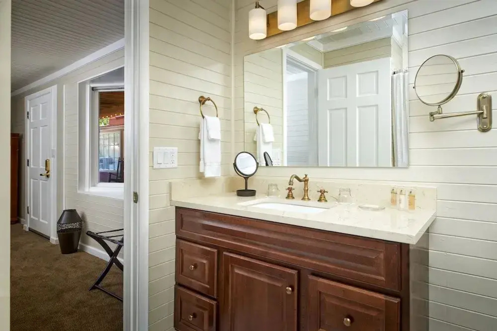 Napa Valley Railway Inn