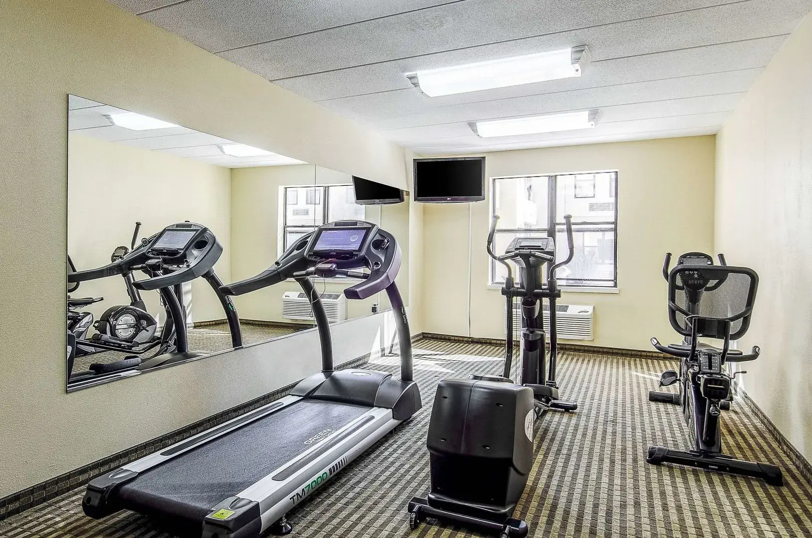 La Casa Inn & Suites - Middleboro