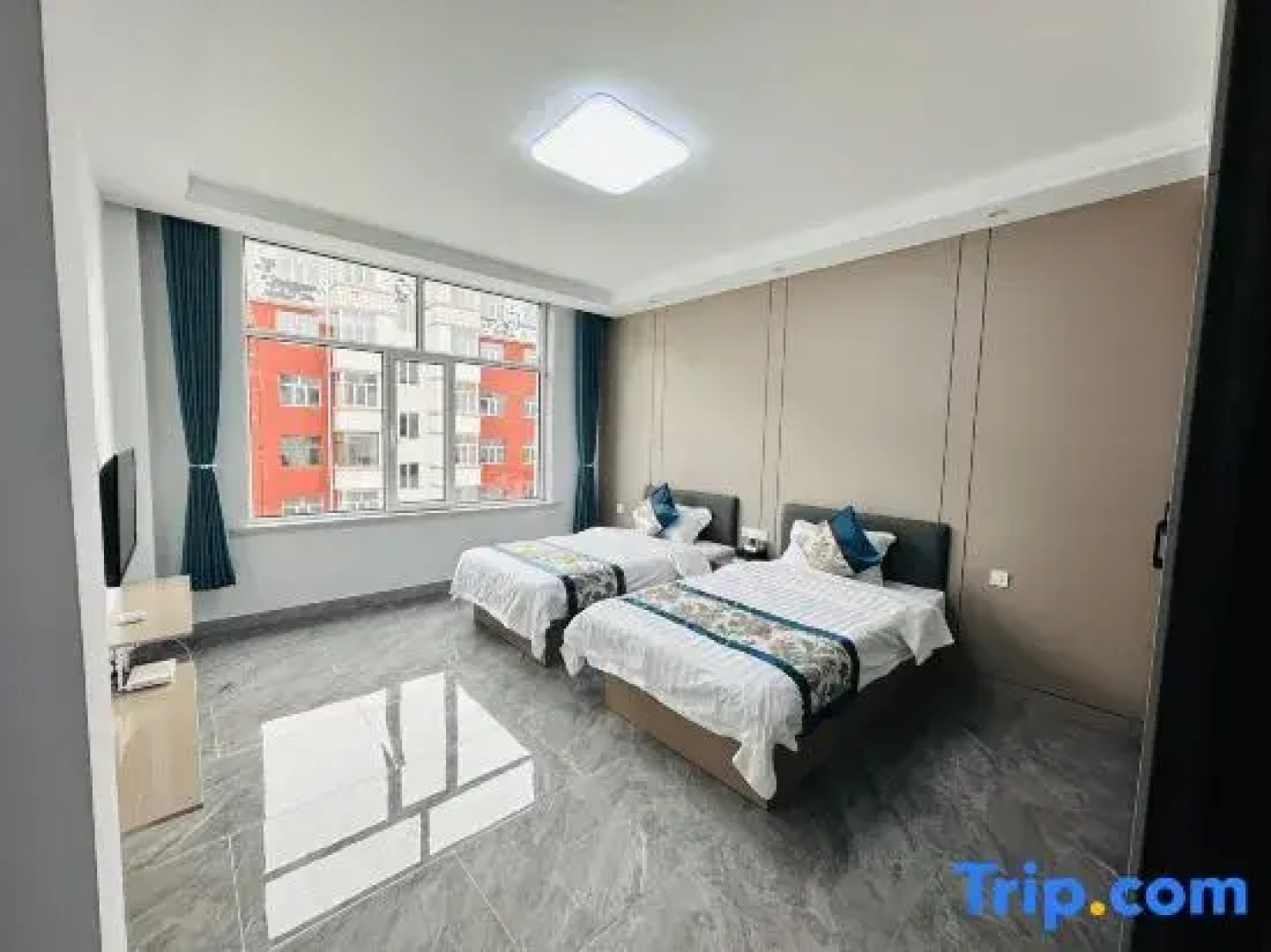 Dongsheng Yujing Homestay (Xinghe North Station Branch)
