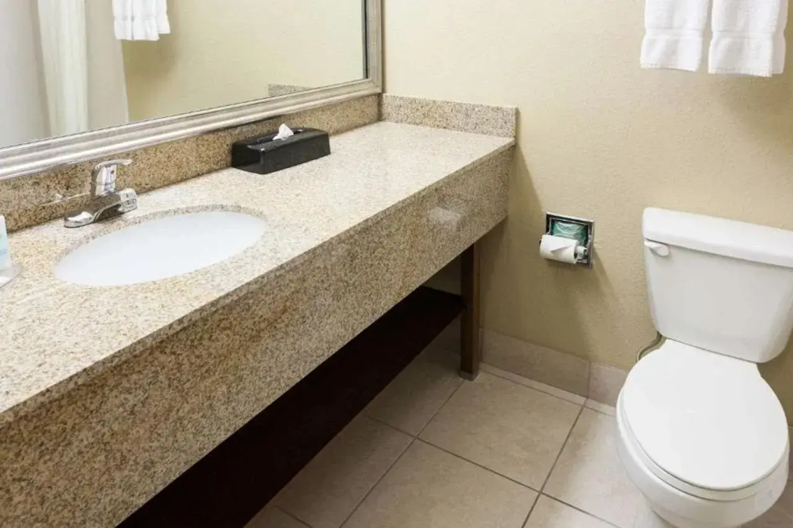 Comfort Inn & Suites Scarborough - Portland