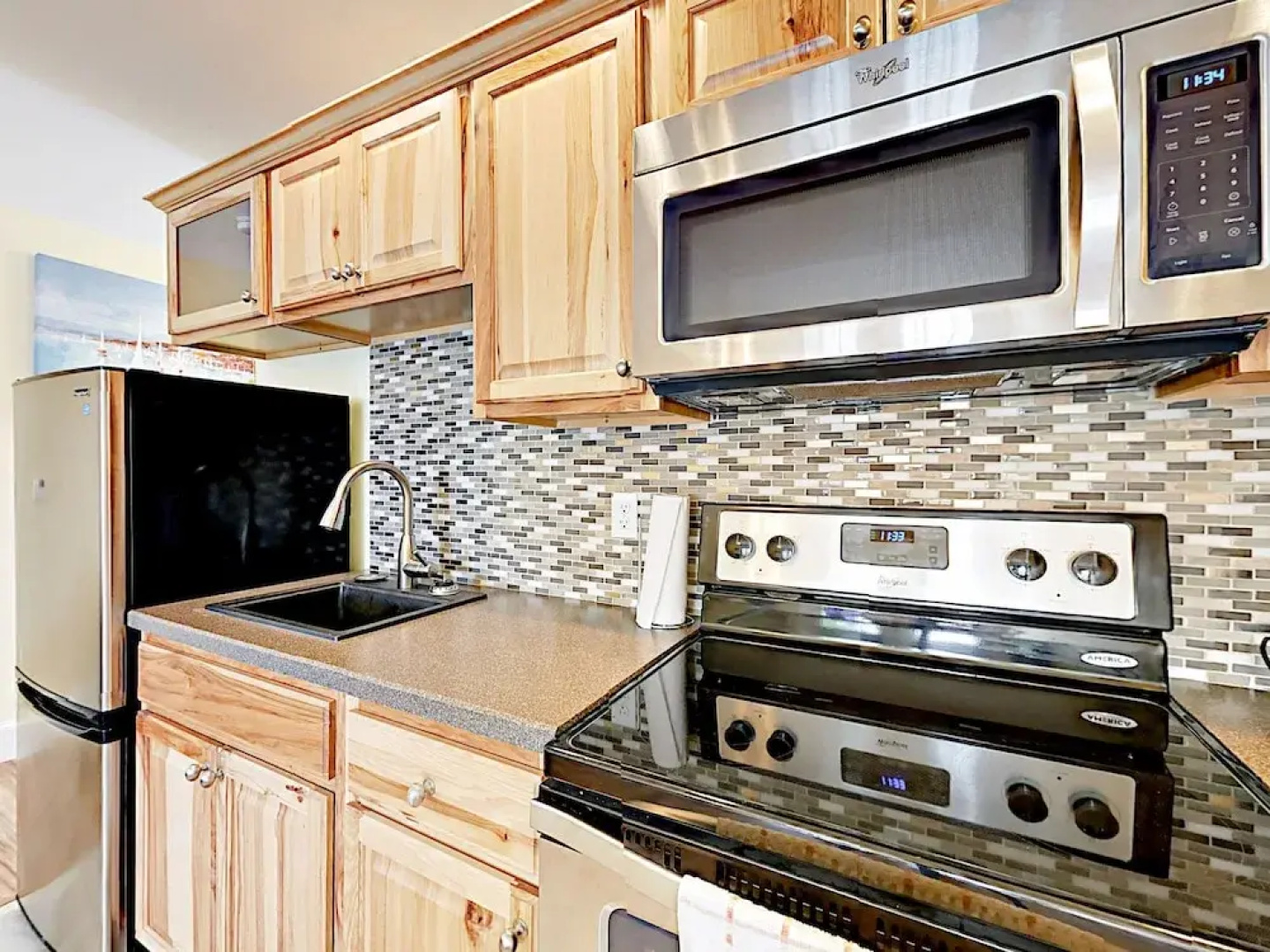 New 1br  W/ Water-view Deck 1 Bedroom Condo