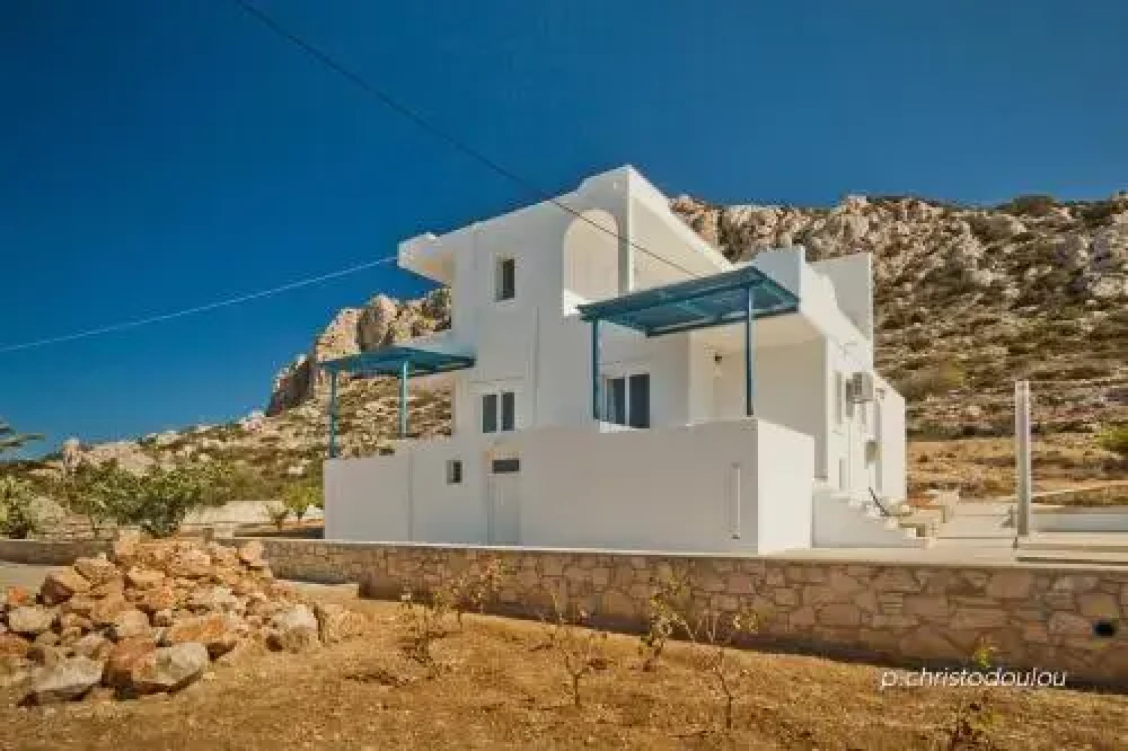 Albatros Studios & Apartments