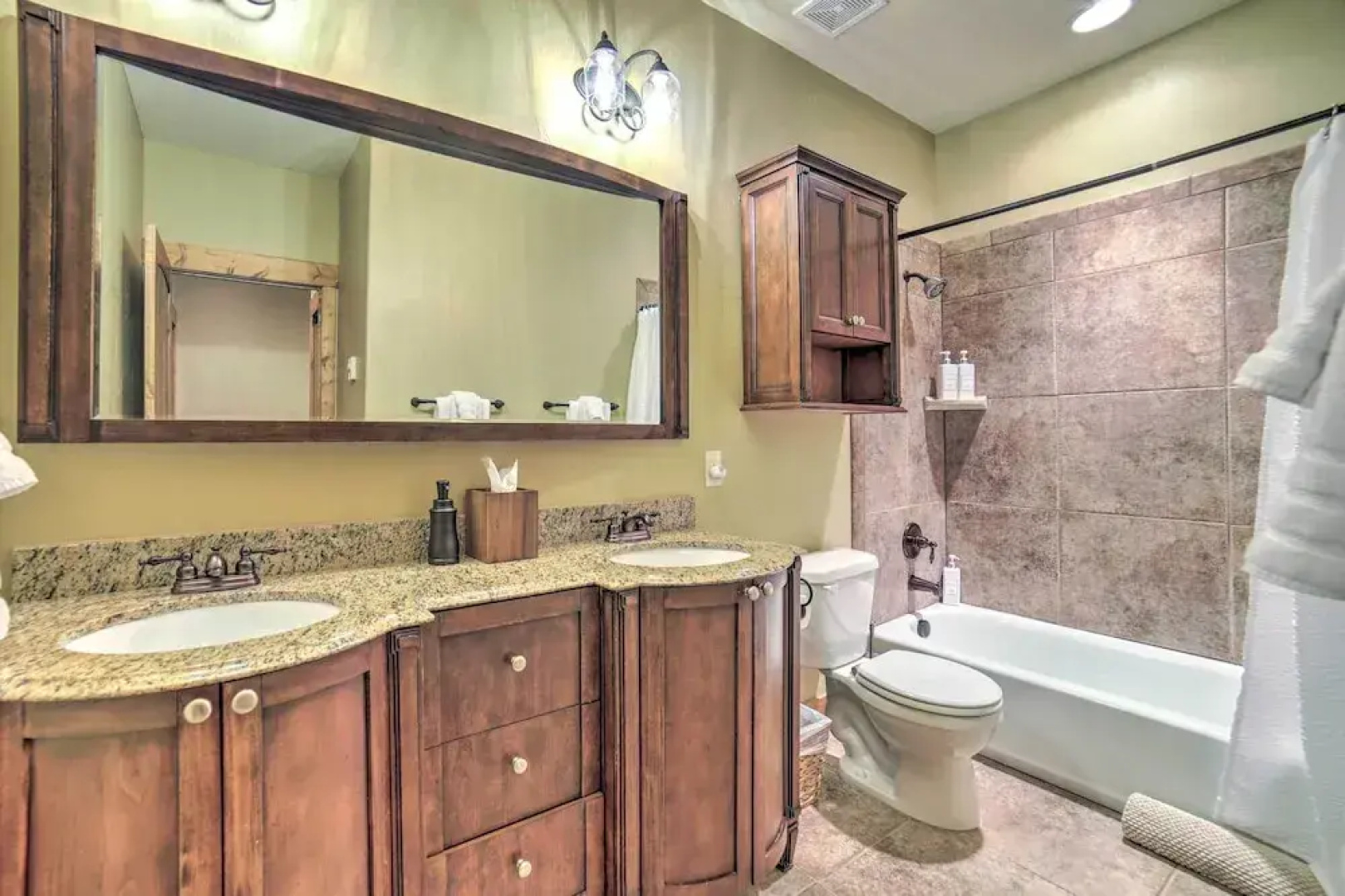 Cozy Driggs Condo ~ 40 Mi to Grand Teton NP!