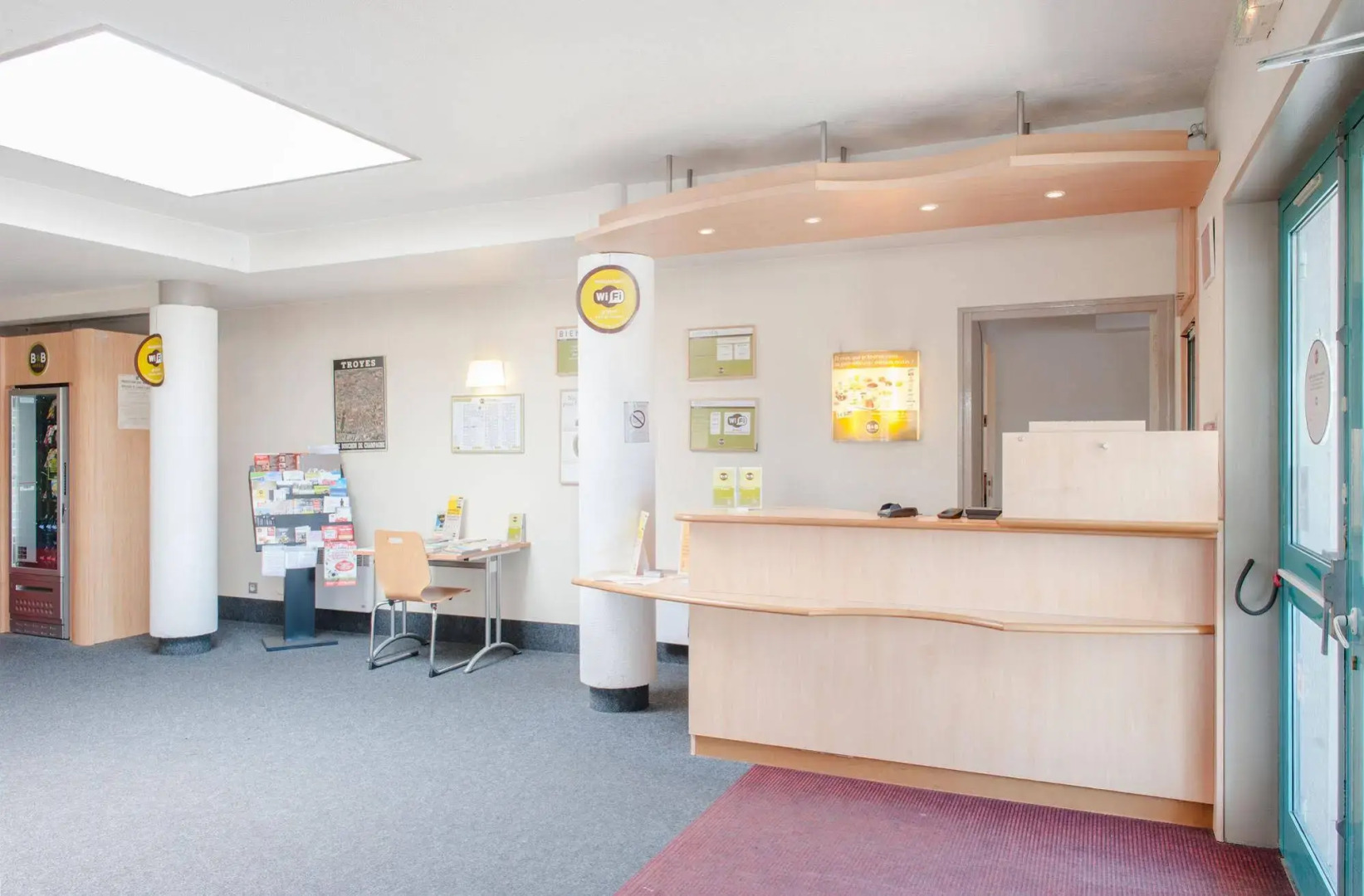 B&B HOTEL Troyes Saint-Parres-aux-Tertres