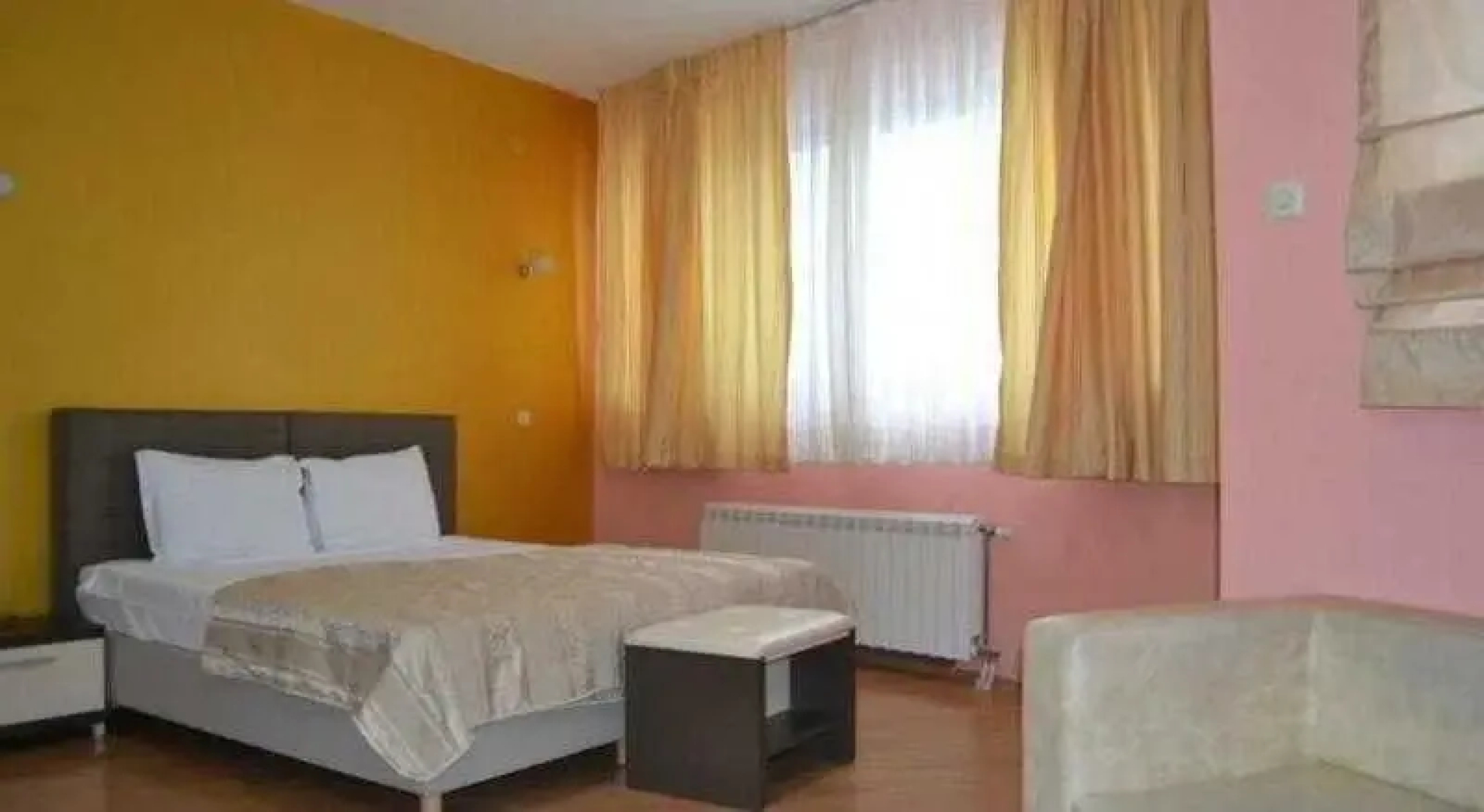 Neptun Petrol Motel