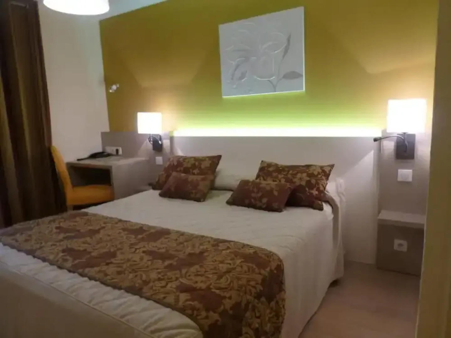 Hôtel Restaurant Le Bourguignon