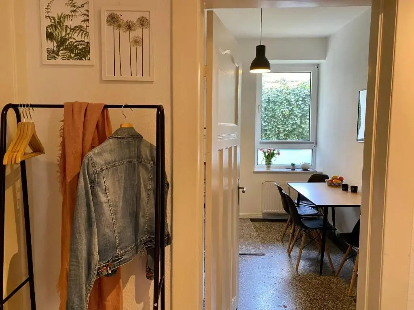 Zentrumsnahe Schone Altbauwohnung Bis 4 Personen