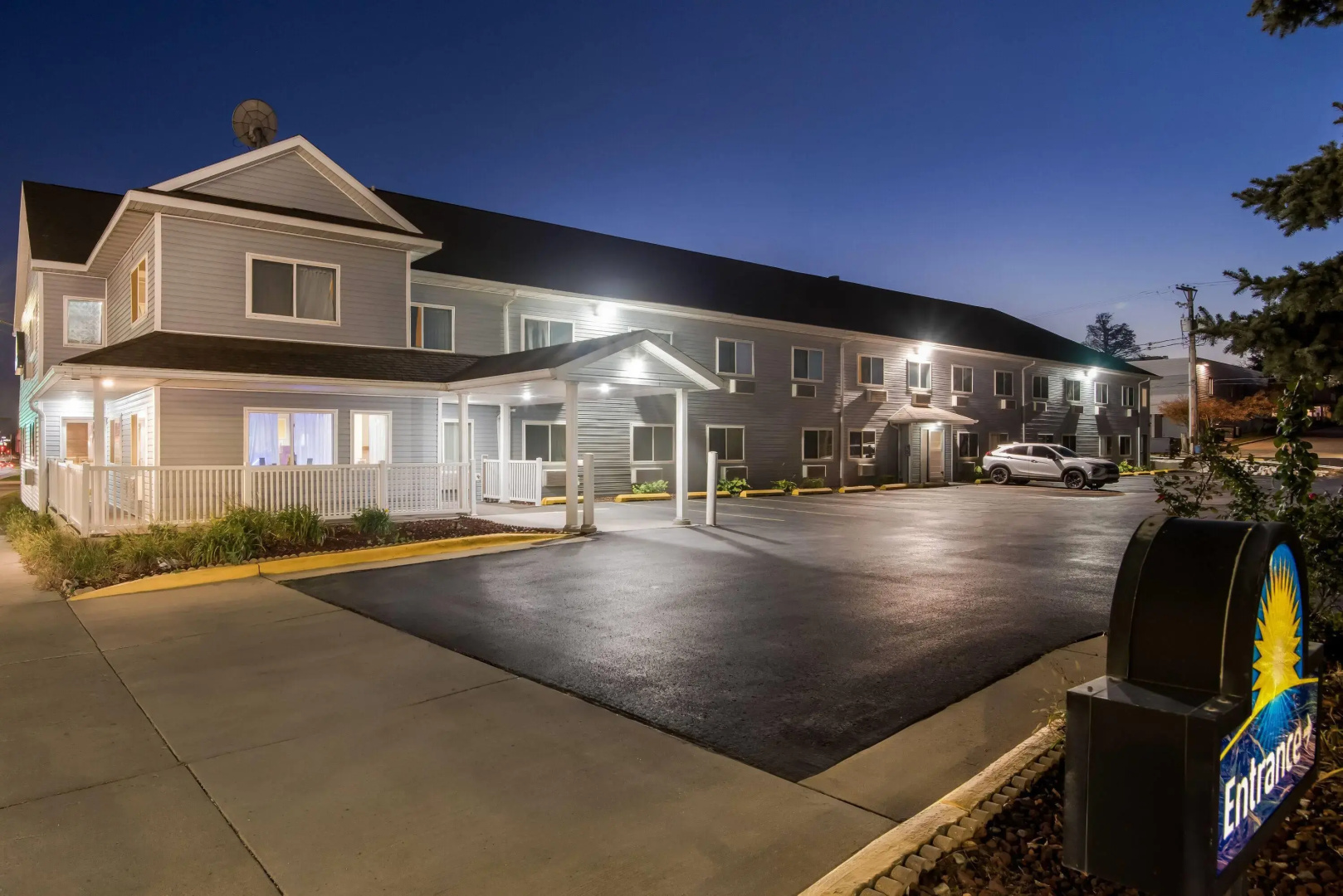 Days Inn by Wyndham Ames