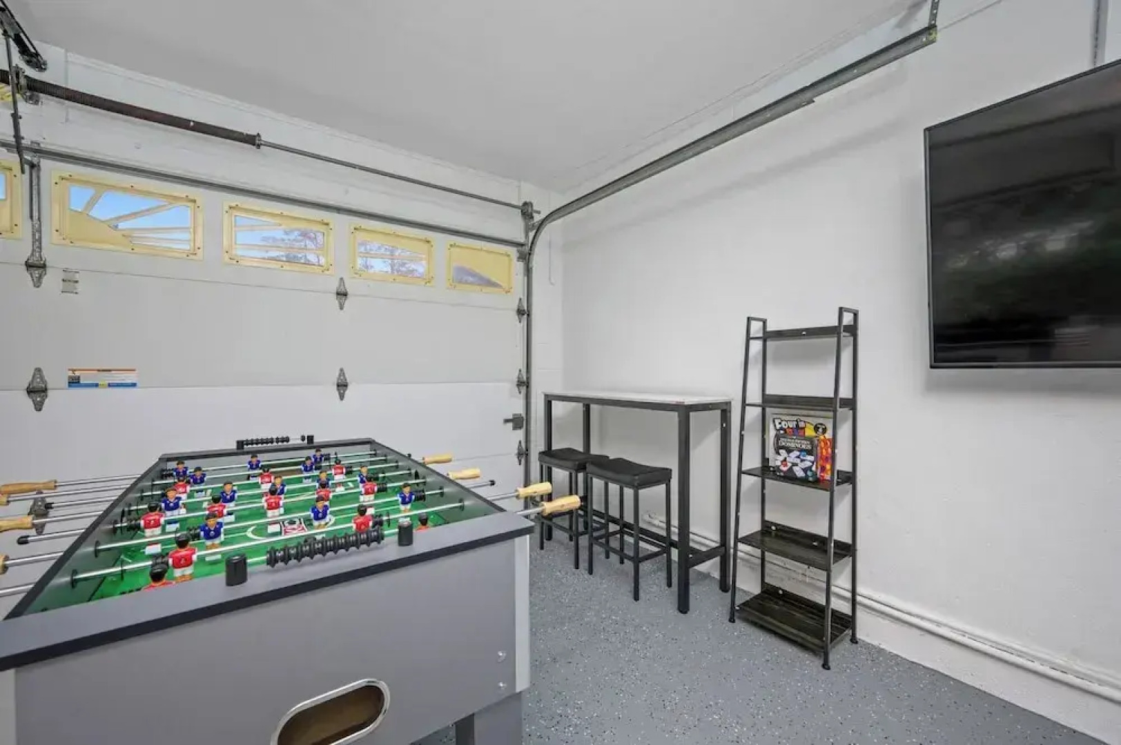 Exquisite Villa With Pool&games- 18 Guests