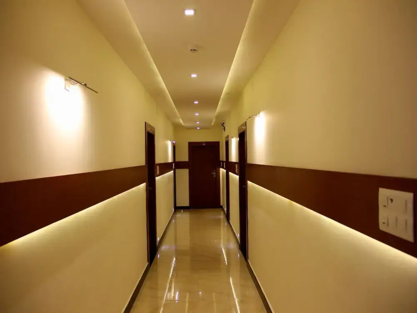 OYO 5702 Hotel Rajmahal Orchid