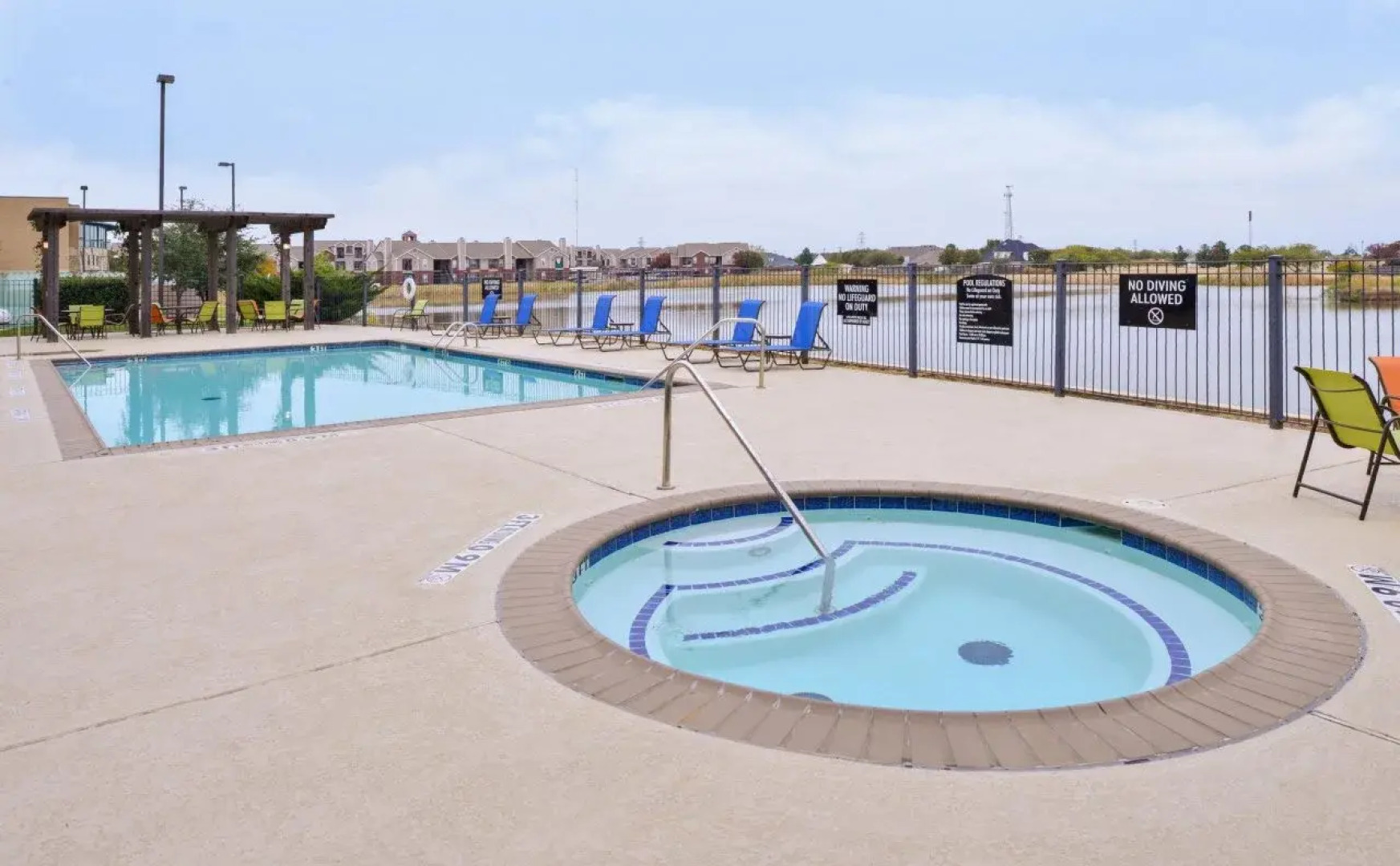Holiday Inn Express & Suites Wichita Falls by IHG