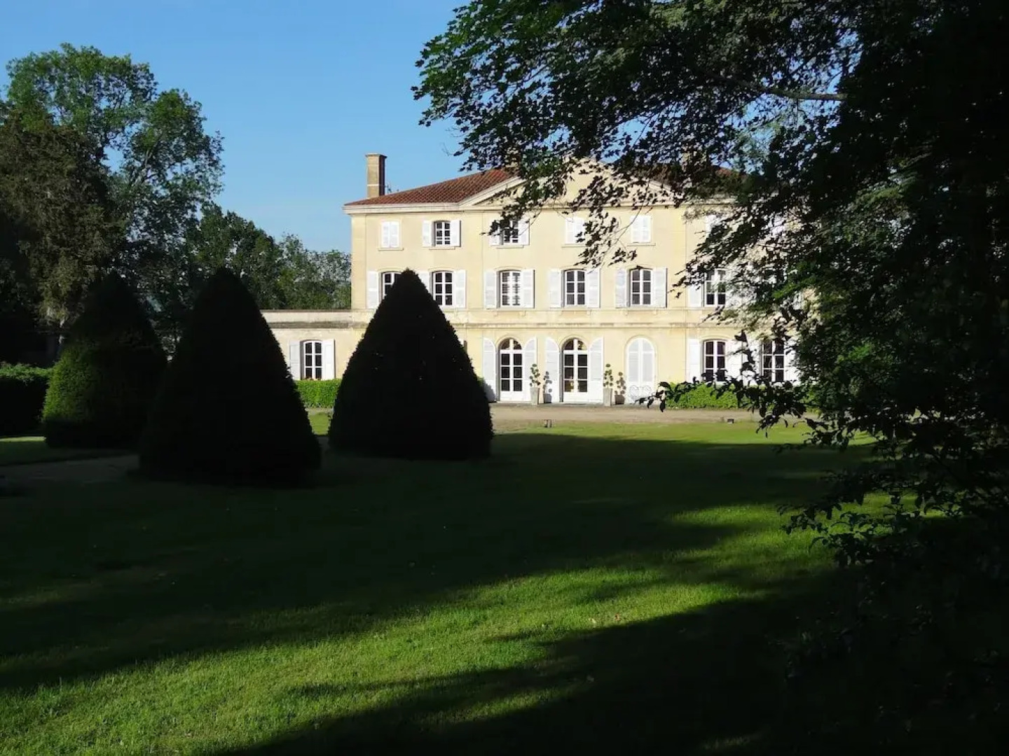 Chateau de Sugny